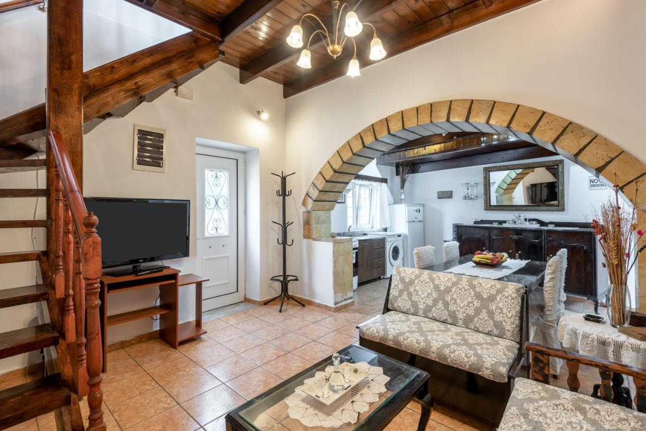 Aroni Cretan comfortable house - Hamam suites Aroni Extérieur photo
