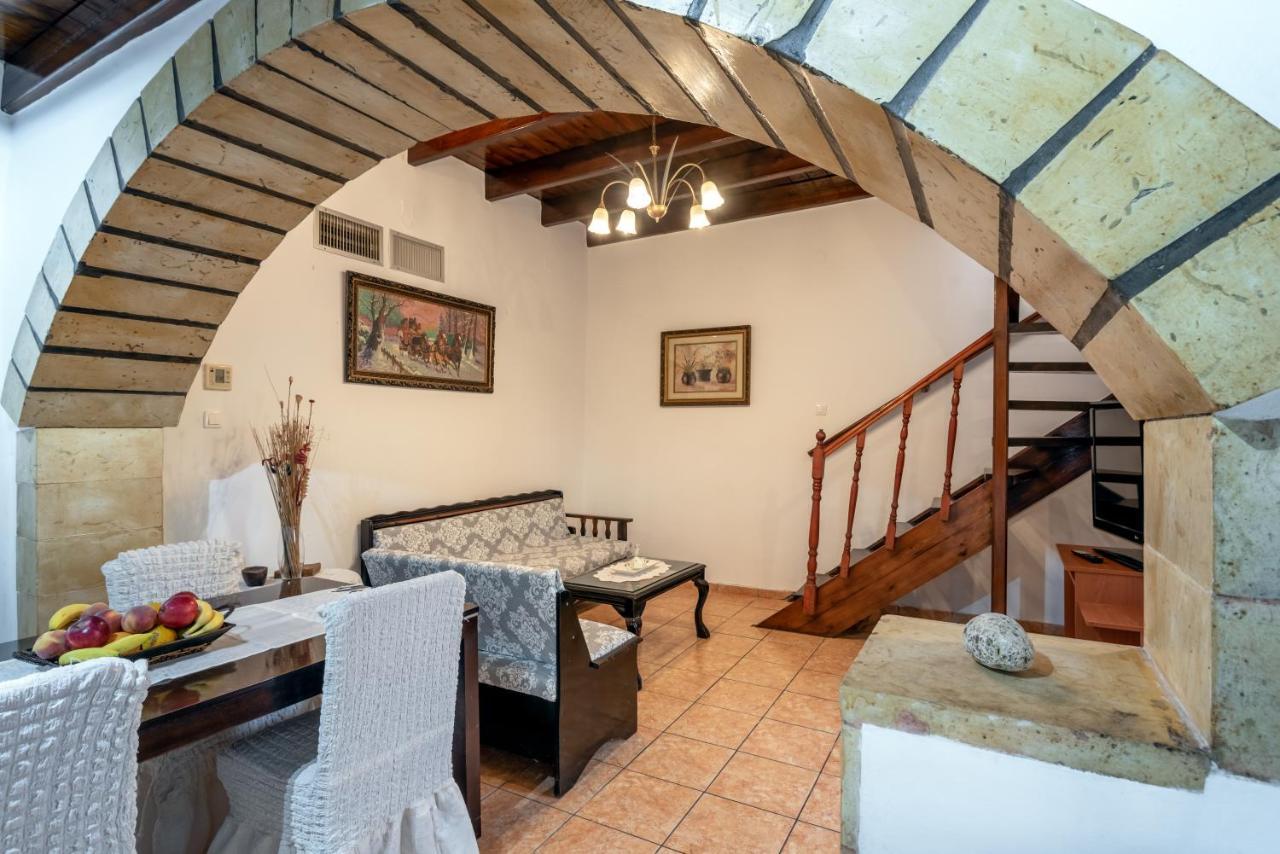 Aroni Cretan comfortable house - Hamam suites Aroni Extérieur photo